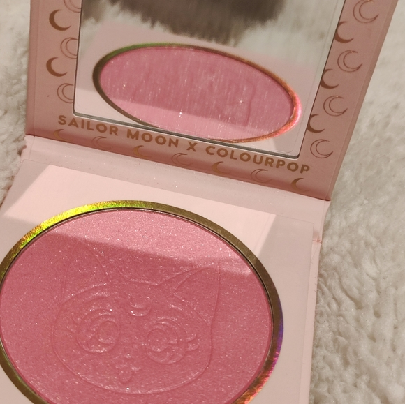 COLOURPOP x Sailormoon blush pallete - Picture 4 of 5